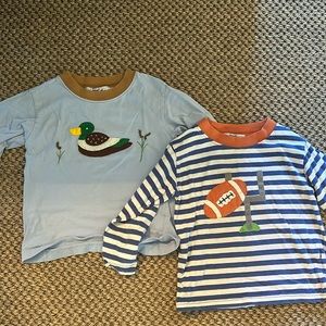 2 Orient Expressed long sleeve appliqué t shirts with duck and football.